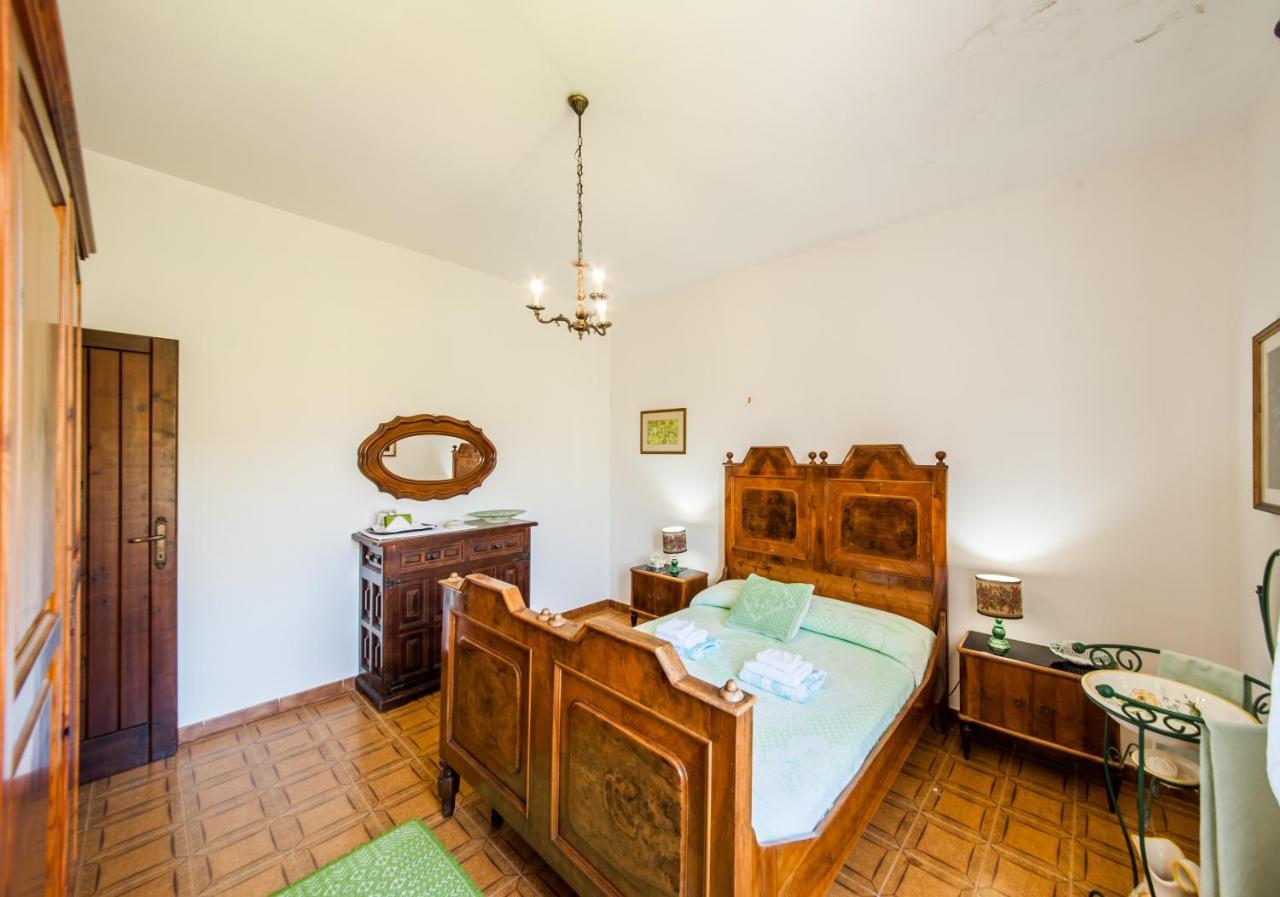 La Casa Di Mannazzotta 1 Bed & Breakfast กัสเตลซาร์โด ภายนอก รูปภาพ